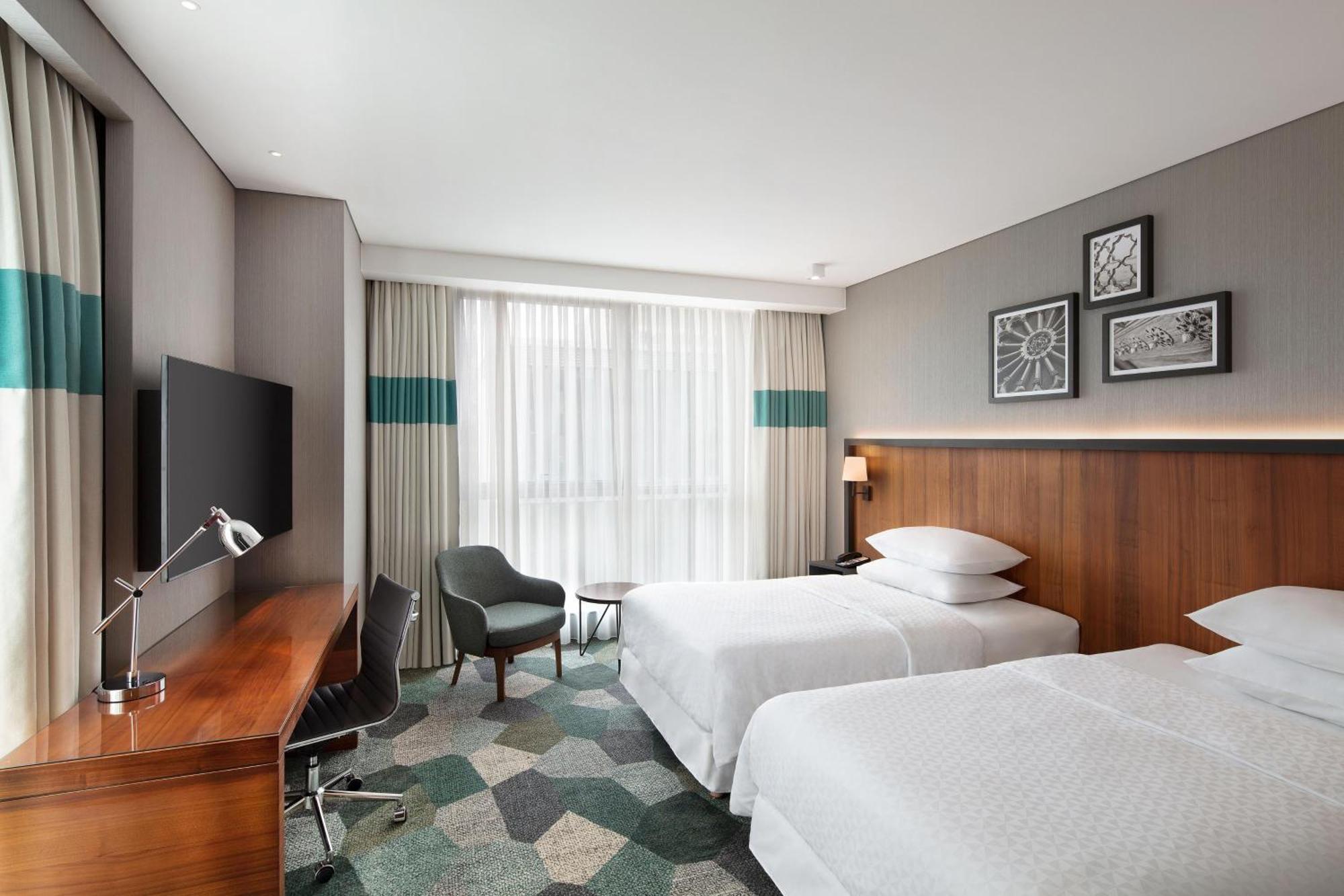 Four Points By Sheraton Istanbul Kagithane Екстериор снимка